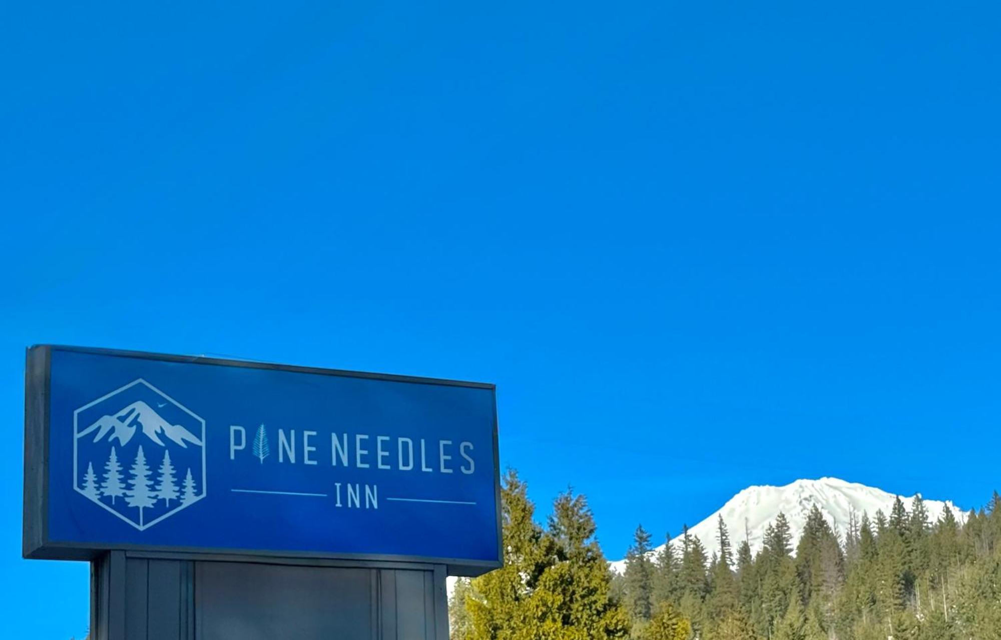 Pine Needles Inn Mount Shasta Bagian luar foto